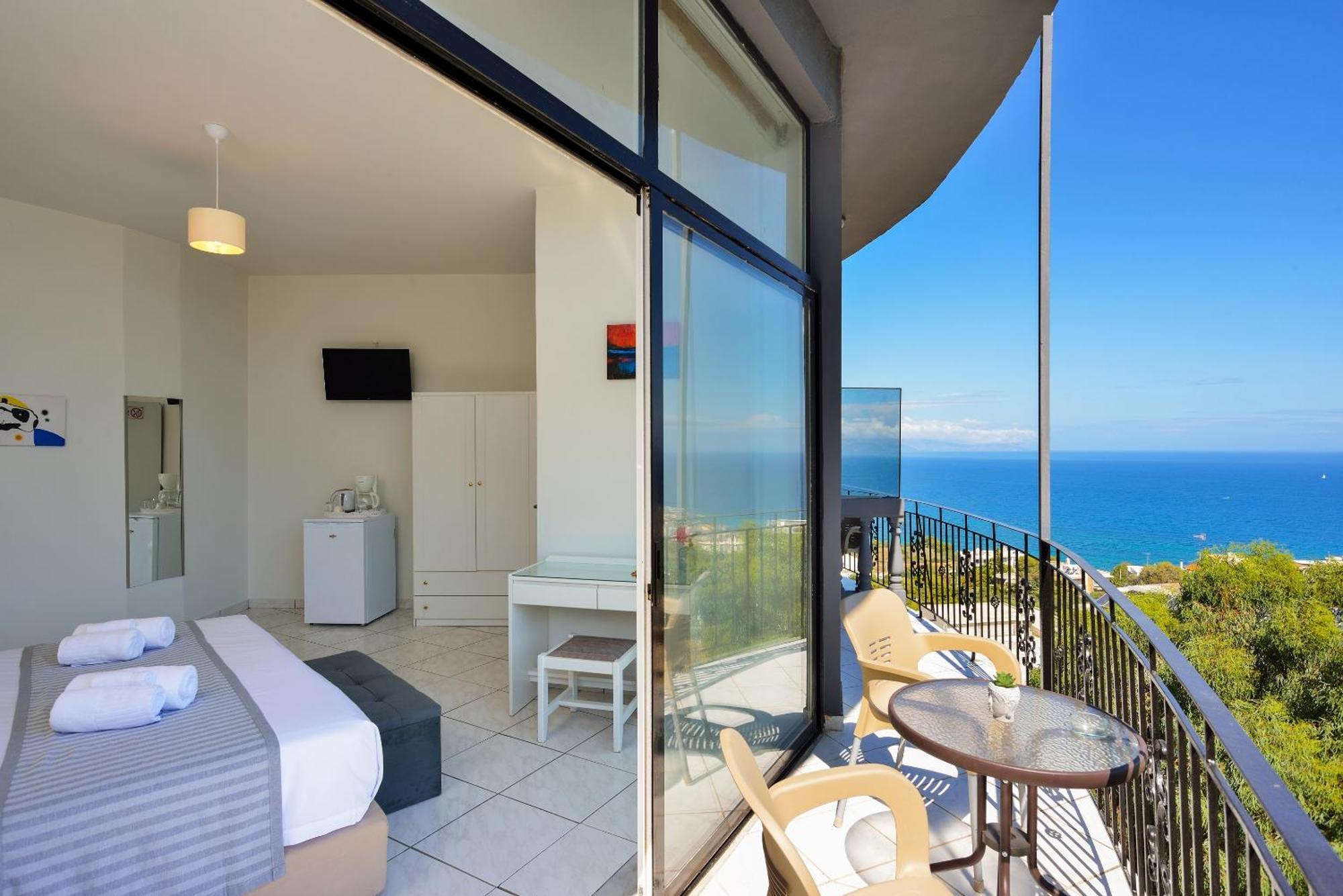 Apartament Loucerna Chania *